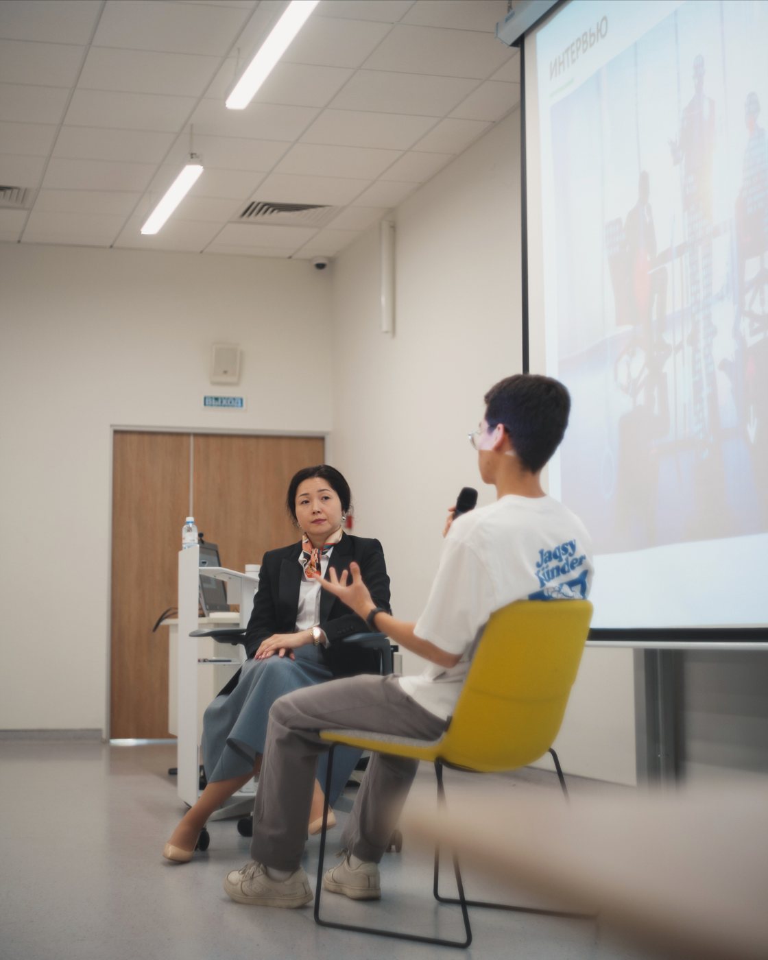 A hands-on workshop training session